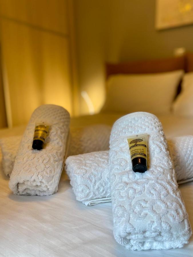 Luxury Suite 10' From The Center Атина Екстериор снимка