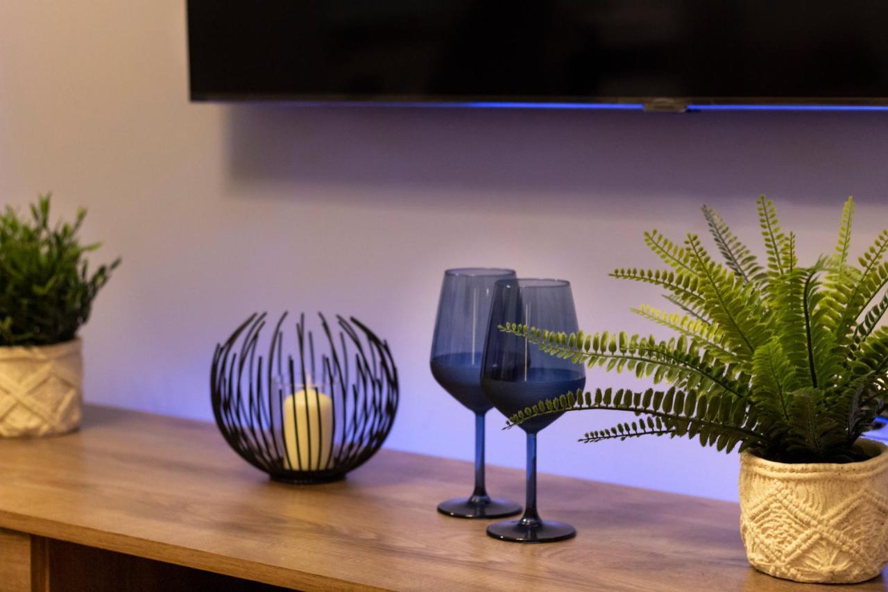 Luxury Suite 10' From The Center Атина Екстериор снимка