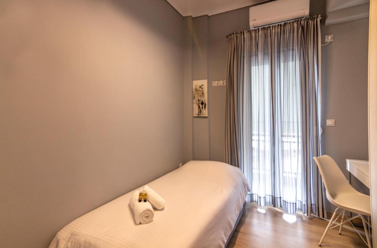 Luxury Suite 10' From The Center Атина Екстериор снимка